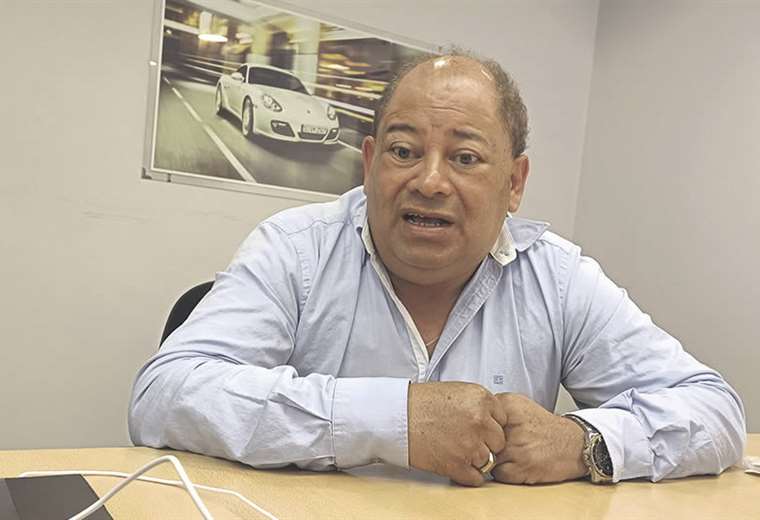 el-exministro-de-gobierno-carlos-romero_2048588636_760x520