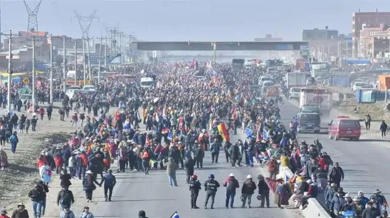 marcha-evista-llega-a-el-alto_1_3_0