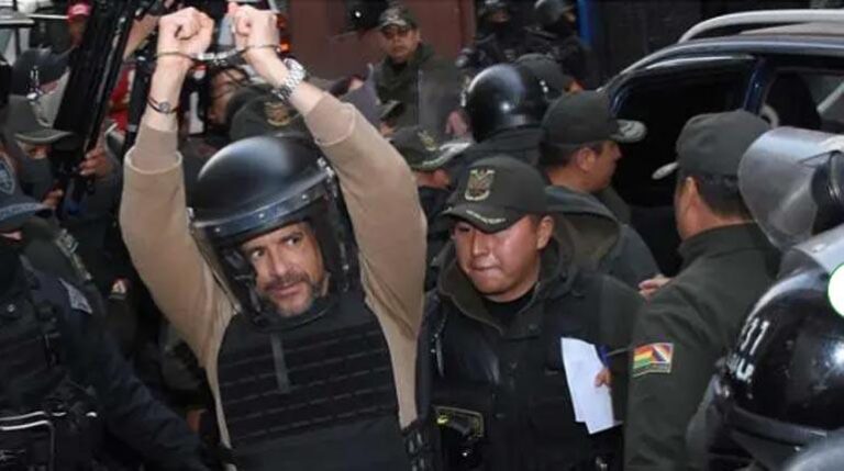 CAMACHO EN JUICIO
