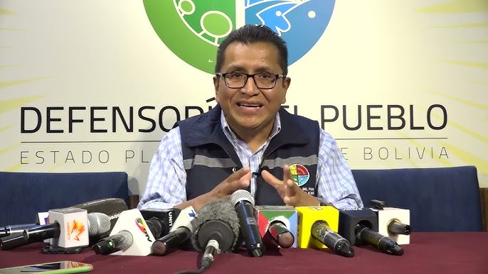 PEDRO CALIZAYA DEFENSOR DEL PUEBLO