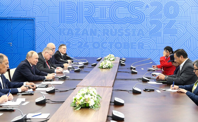 putin-arce-24