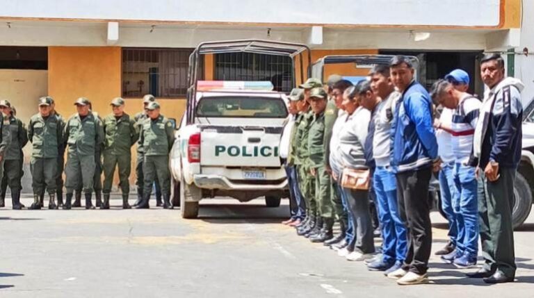 policias