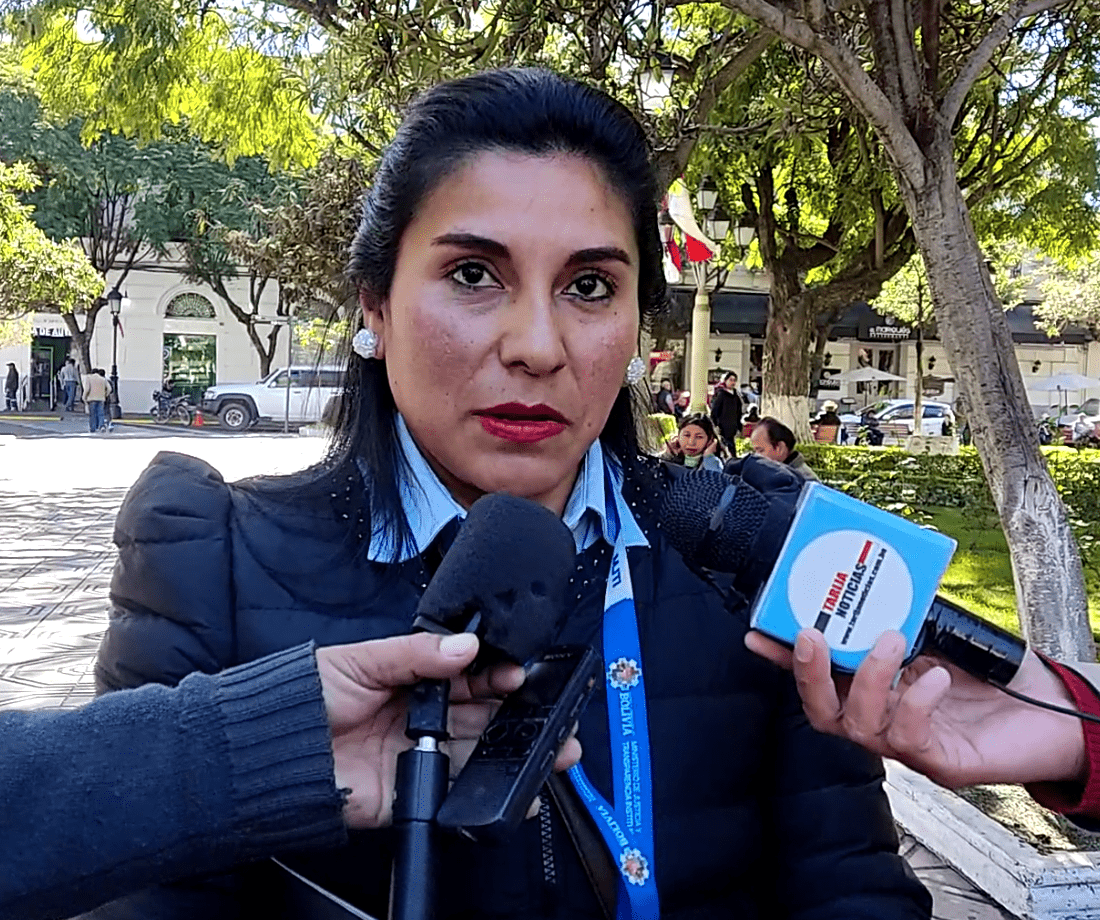 SILVIA PALACIOS