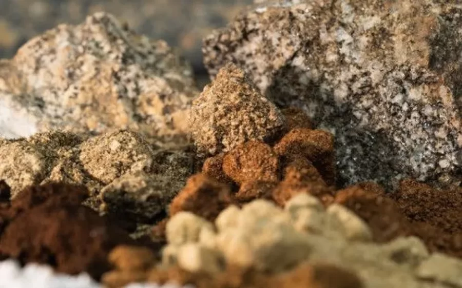 TIERRAS RARAS EN BOLIVIA