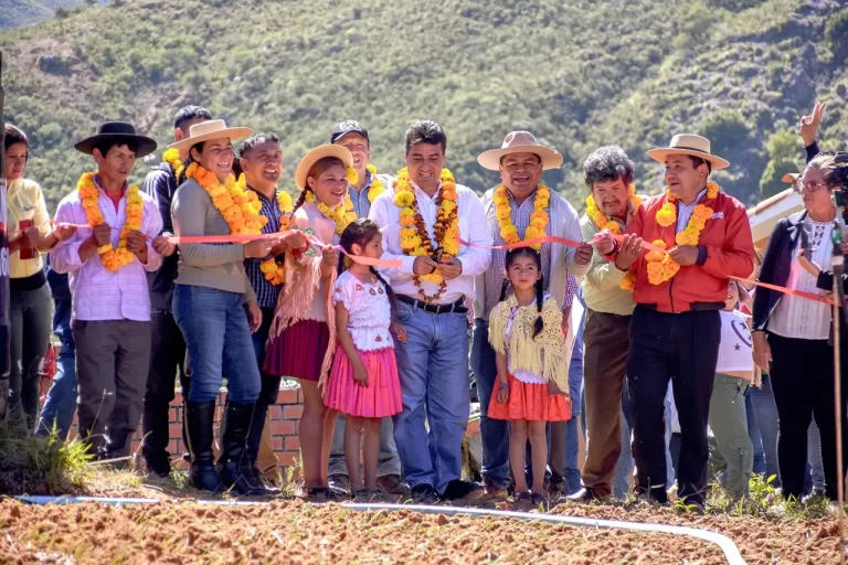 2Entrega-sistema-de-riego-tecnificado-en-Yesera-San-Sebastian