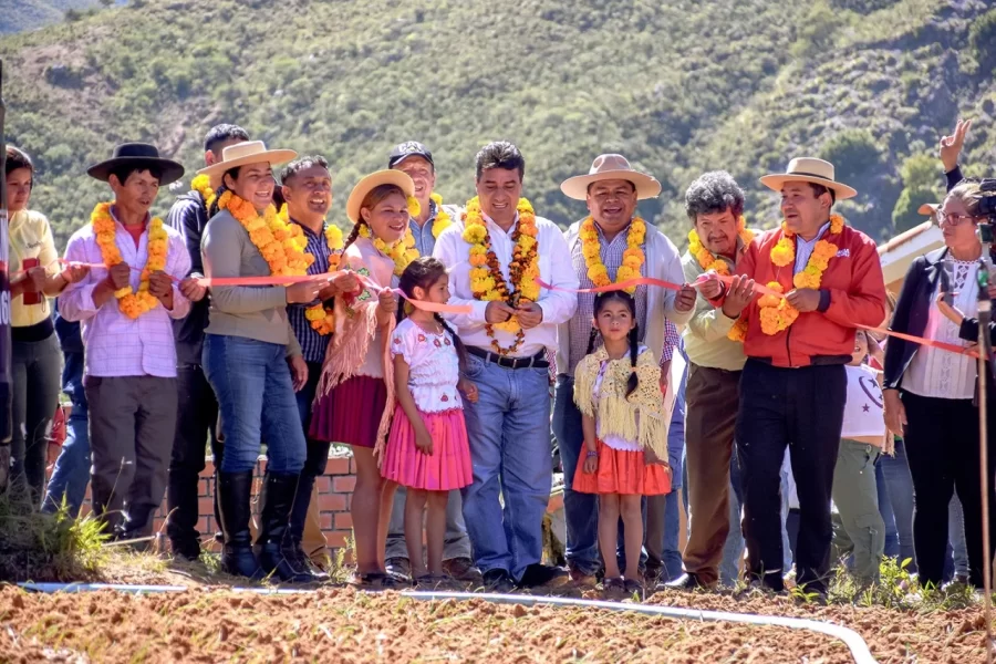 2Entrega-sistema-de-riego-tecnificado-en-Yesera-San-Sebastian