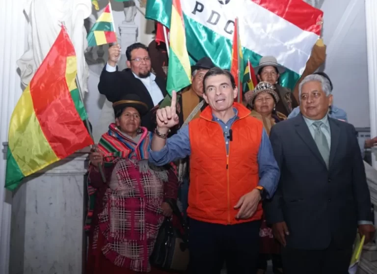 rodrigo paz y PDC