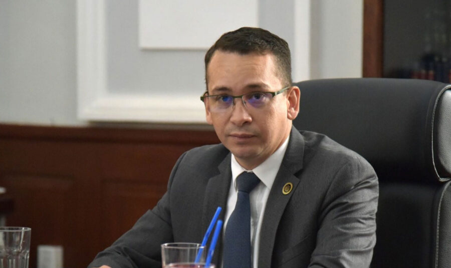 ROMER SAUCEDO PDTE DEL TSJ