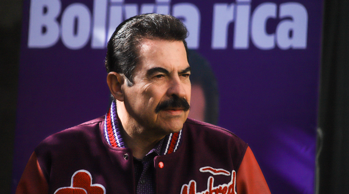 b_48936_reyes-villa-restituira-relaciones-con-eeuu-e-israel-si-llega-a-ser-presidente-1 (1)