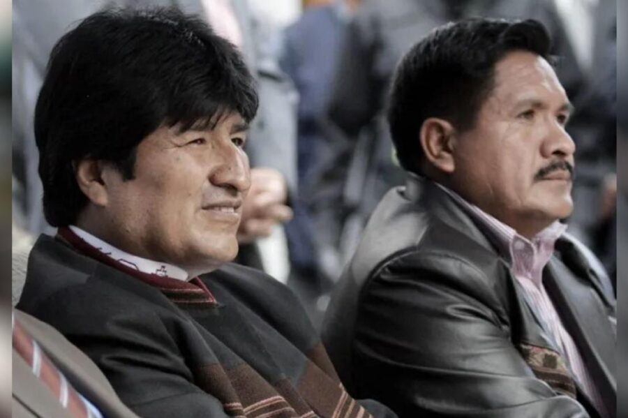 evo-morales-y-felipe-caceres_0