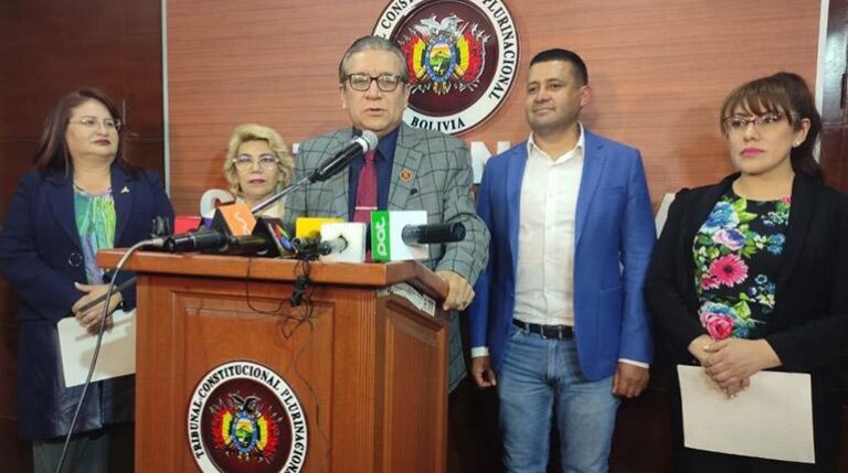 EX MAGISTRADOS AUTOPRORROGADOS