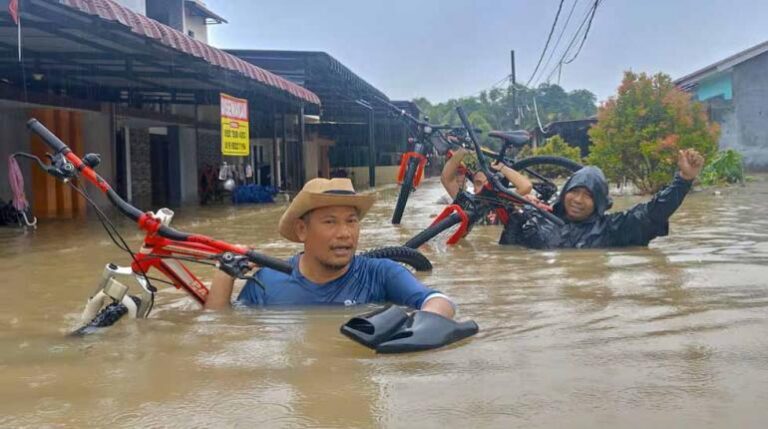 INUNDACIONES INDONESIA