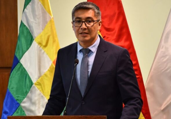 MINISTRO DE ECONOMIA GABRIEL ESPINOZA
