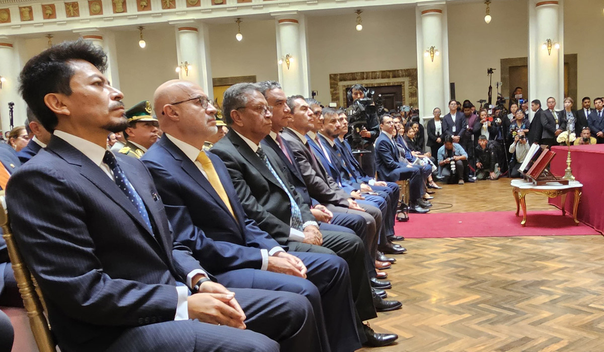 MINISTROS DE RODIRGO PAZ