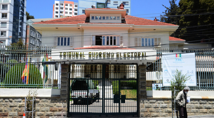 b_53944_tse-detecta-1251-muertos-y-miles-de-registros-irregulares-en-la-solicitud-de-personeria-juridica-de-libre-1