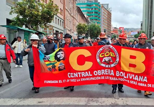 MARCHA DE LA COB CONTRA DS 5503