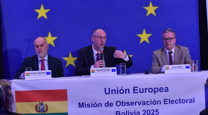 OBSERVADORES DE AL UNION EUROPEA