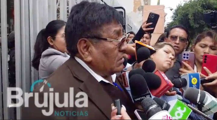 b_57632_confederacion-de-choferes-rompe-dialogo-con-el-gobierno-por-ausencia-de-medinaceli-en-reunion-1