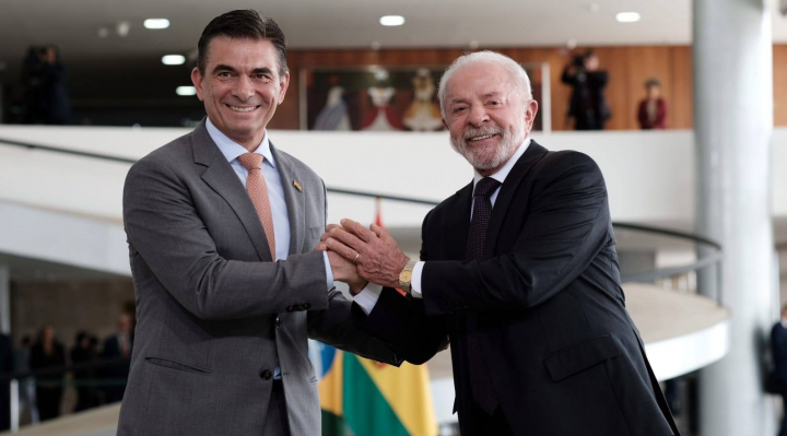 b_58387_tras-actos-oficiales-paz-y-lula-se-reunen-en-el-palacio-de-planalto-1