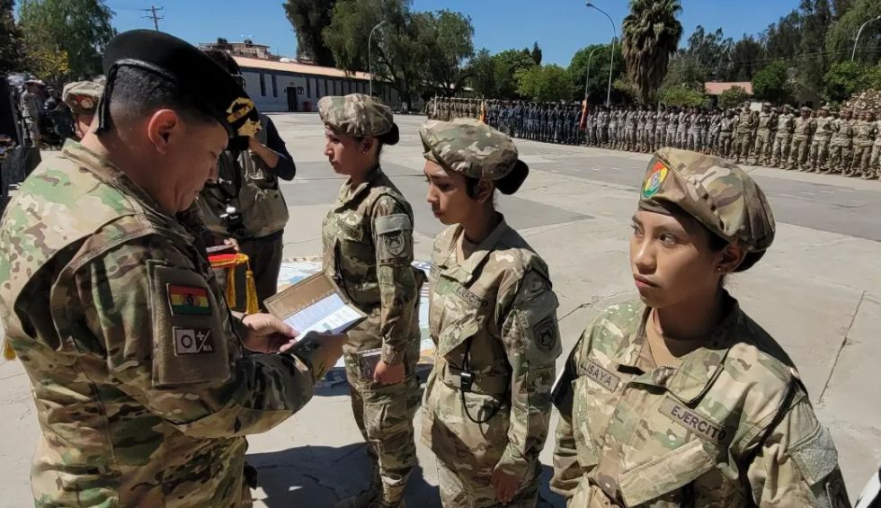 35d40bef-0121-4e96-8d7e-d564252a0812