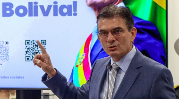 b_59348_alcaldes-electos-se-reunen-con-paz-en-la-casa-grande-del-pueblo-1