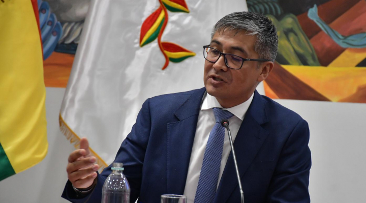 b_59571_economia-afirma-que-informo-con-anticipacion-a-la-alp-sobre-viaje-de-espinoza-y-su-ausencia-en-interpelacion-1 (1)