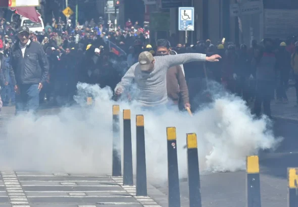 bloqueos y conflictos en la paz